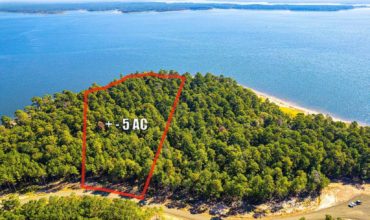 5 acres in San Augustine County